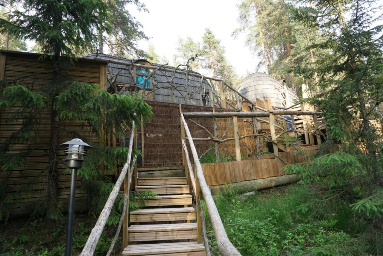 Igluhut - Sleep With Reindeer Villa เอสโป ภายนอก รูปภาพ