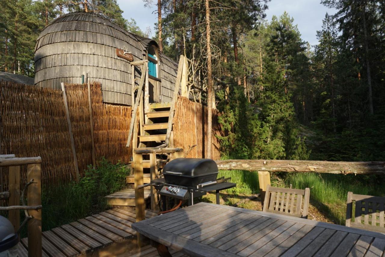 Igluhut - Sleep With Reindeer Villa เอสโป ภายนอก รูปภาพ