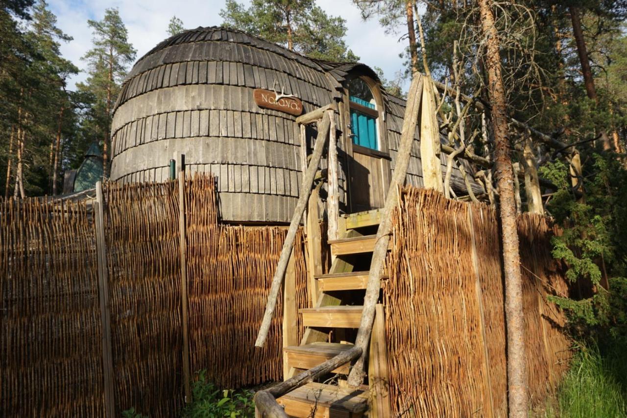 Igluhut - Sleep With Reindeer Villa เอสโป ภายนอก รูปภาพ