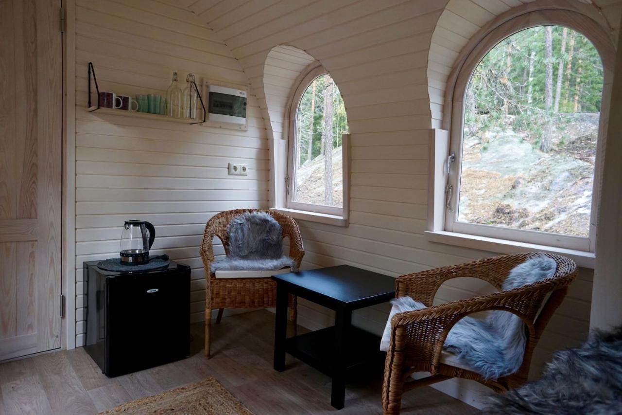 Igluhut - Sleep With Reindeer Villa เอสโป ภายนอก รูปภาพ