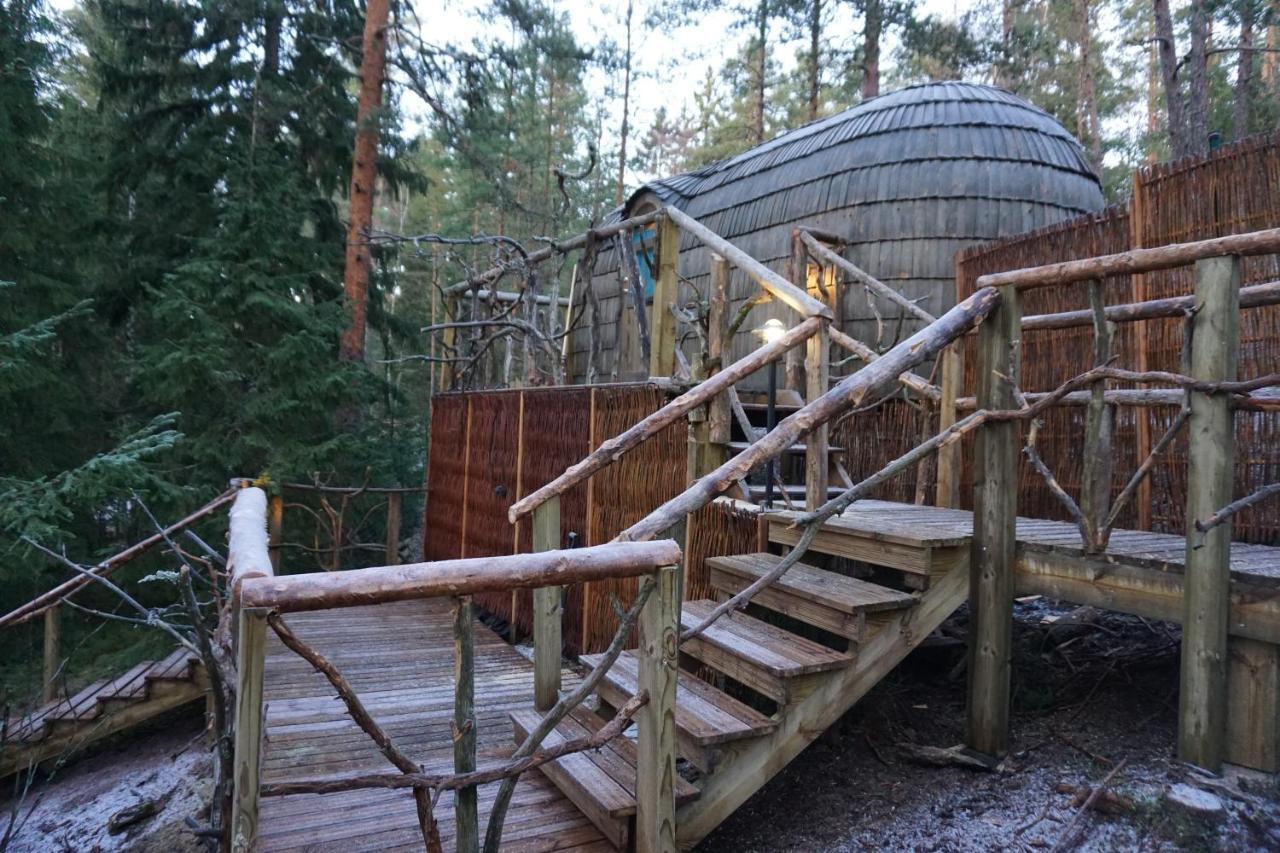 Igluhut - Sleep With Reindeer Villa เอสโป ภายนอก รูปภาพ