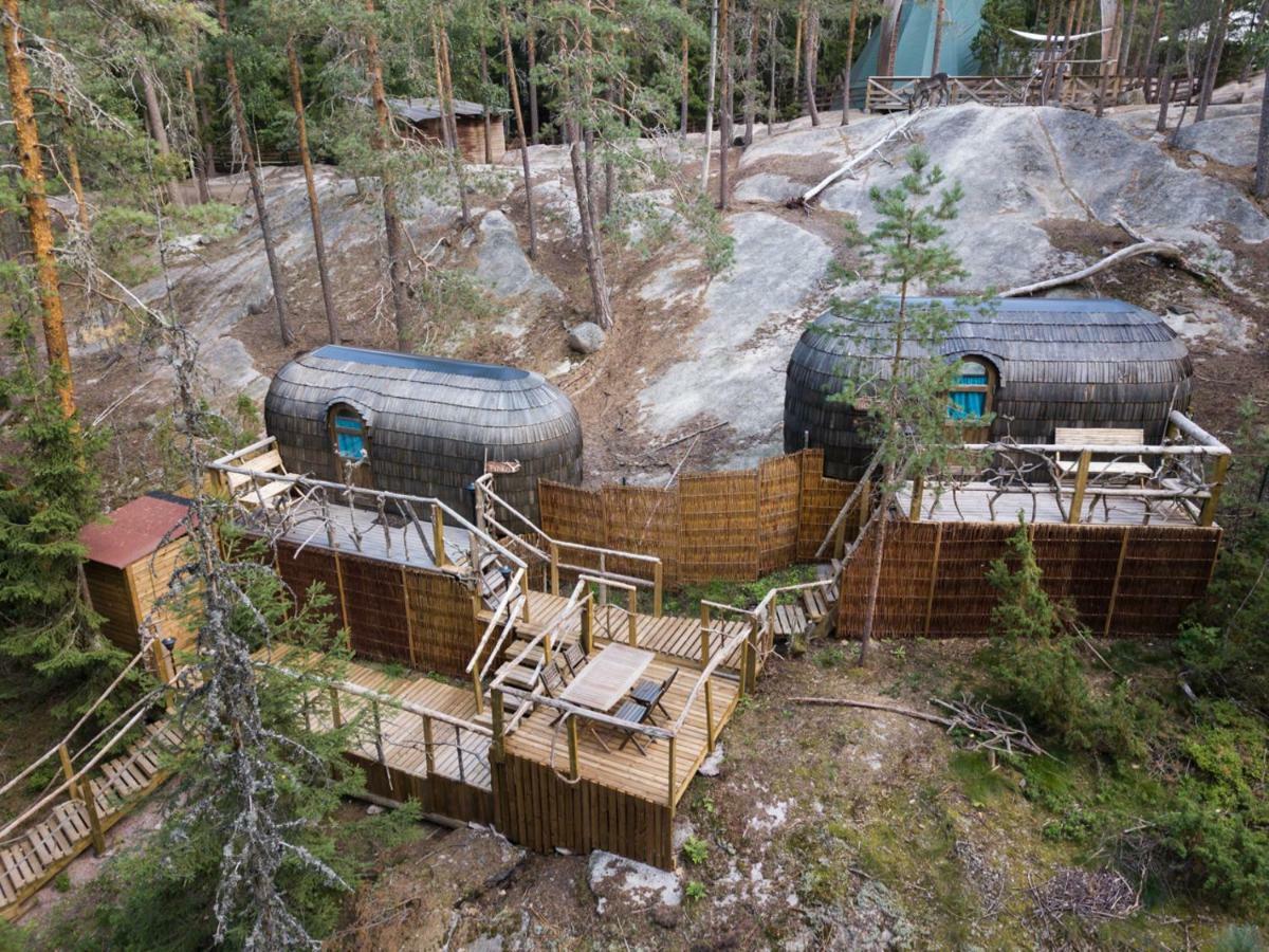 Igluhut - Sleep With Reindeer Villa เอสโป ภายนอก รูปภาพ